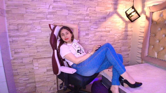 Casual 😍 de stephaniesun_  2 Imagens