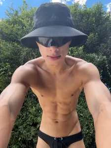 JustPhantom Public  5 снимка
