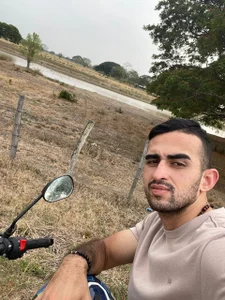 reyesj21 Public Pic 2