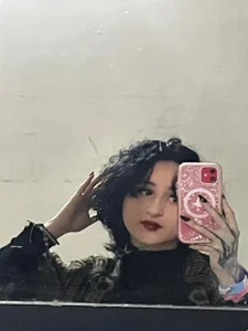 Velvet_C4k3 Public Pic 3