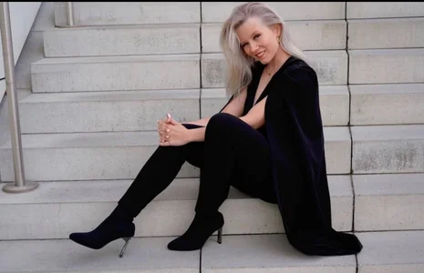 Catherine26 Public Pic