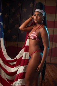 malu_horny_69 Dressed (or maybe not) to make history this 4th 🇺🇸💋 Pic