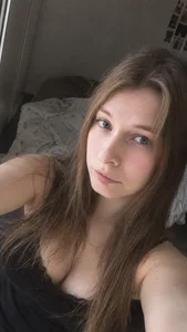 RosariaShumake Public Pic
