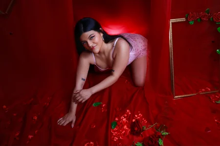 NIKIBUNNYのValentine's Day with me tastes better 😘の 2枚の写真