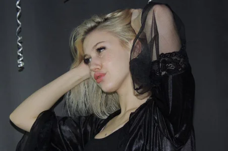 ChloexBarbie Public Pic 4