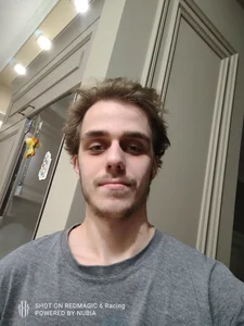 Public de Teyho_  7 photos