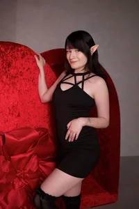 SophiBrown: dark beauty ( 6 фото)