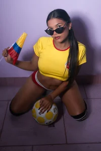 AngelineJolie If every goal deserves a celebration...imagine everything I have prepared for you. Pic 6