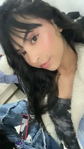 daphnee_bloom Public Pic 4