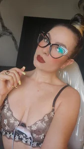 BridgetRodriguez I''m your sexy secretary! Pic 5