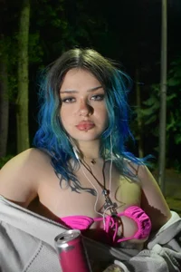 BabyAsia999: Public ( 4 фото)