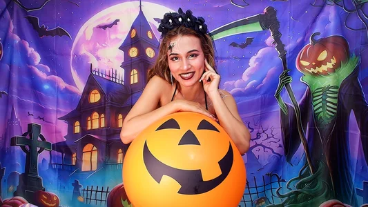 HannaPretthy are you going to make me scream 😈🥵 Immagine  2