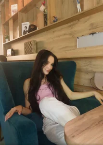 JoanFrickey My lifestyle 👀 Pic 4