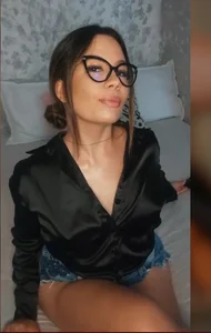valentinaEliott sexy teacher Pic