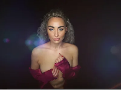 ExoticLove: ELEGANT ELLIE ( 4 фото)