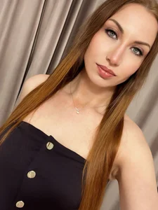 real_misscrystal Public Immagine  2