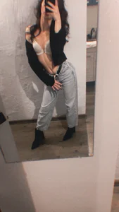 Cherry___Kiss Public Pic 4