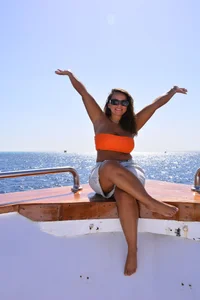 CelesteBailey Vacation 🌊🔥 Pic 8