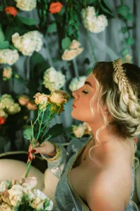 Blonde and silk od StacyRigel  5 snímek