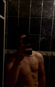 ynyargboy: Public ( 3 фото)