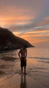 bad_wolfxxx hot on the beach🔥🌊 Pic 2