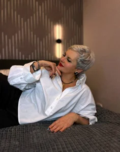 Elegantly od Linda_Zef1r  2 snímek