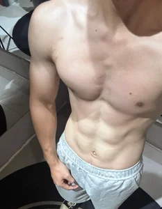 luoxulin's XXX Nude Photo 1