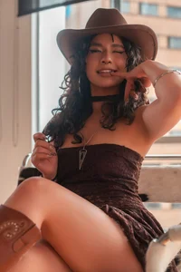 Do I ride you like this dressed? de Jullzz__  3 Imagens