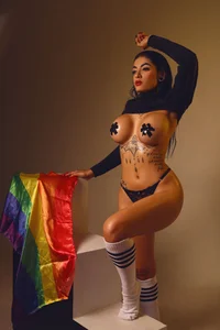 danna_berlin_ Proud & Love Pic 5