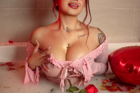 Paiige_peach Pure Sin, Sweet Love 💕 Pic 2