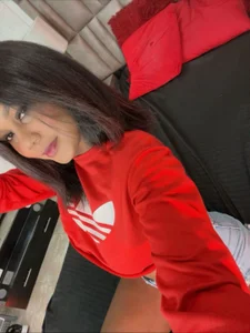 AlisonJaimesのcute alison💖の 2枚の写真