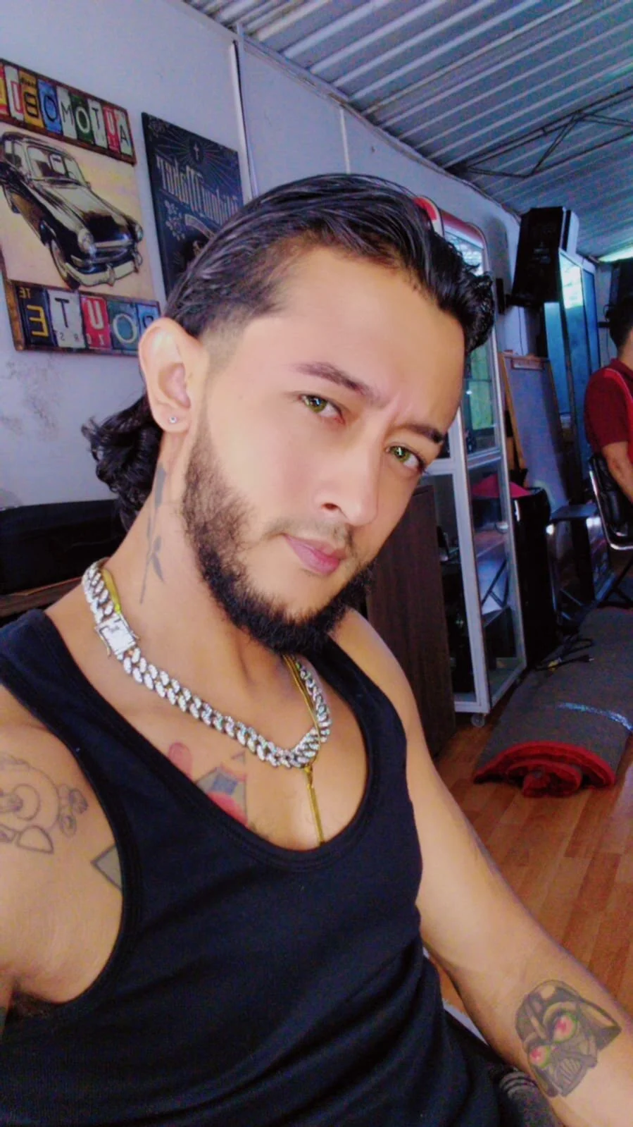 jonas_conor 님의 트렌드 중인 사진  7989개