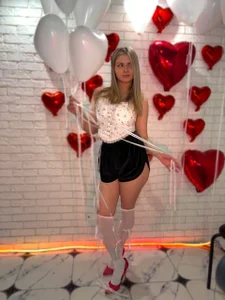 SmilingEmily_ ❤️Valentine's Day ❤️ Pic 5