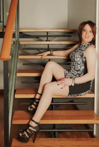 TiffanyD Public зображення 5