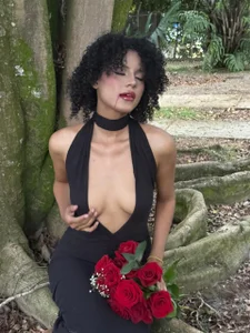 Lila-Rose vampire queen Immagine  2