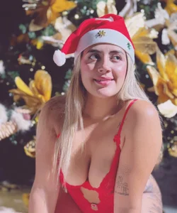 julietha_taylor Merry Christmas 🎄🌟 Immagine  3