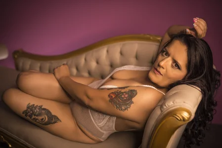 ValeryHart1 Three different outfits for you Pic 3