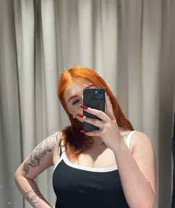 Redheadbitchh Public 사진 5