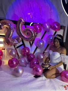 amber_diior: my birthday ❤️ ( 6 фото)