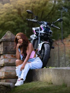 _naomibrown_ BIKERGIRL 🔥🔥 зображення 2