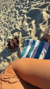 ellianajean Public টি ছবি