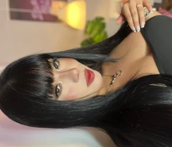 Jade_nauughty_ Public Pic 4