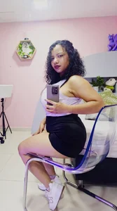 CandelaCool_ kullanıcısının “Smiles, looks… and temptation in every photo 😈” albümü -  fotoğraf