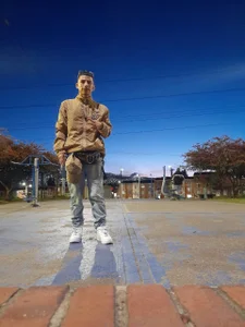 Tussi-amor Tussi -amir Pic 4