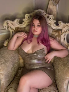 Unholy_Lady I wore this gold just for you💋 Pic 2