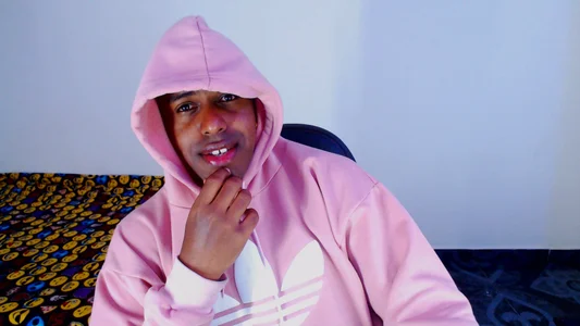 Blackboy0426: New content ( 5 фото)