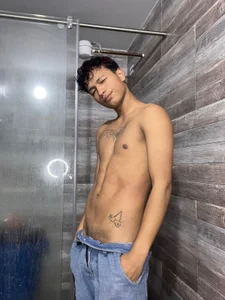 Ette_tayのWe shower?の 2枚の写真