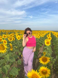 SexyFriren Public Foto 4