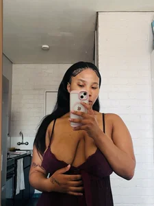 Public od DrippinCaramelCutie  3 snímek
