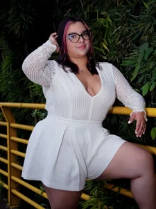 EmeelyMuller Public Immagine  2